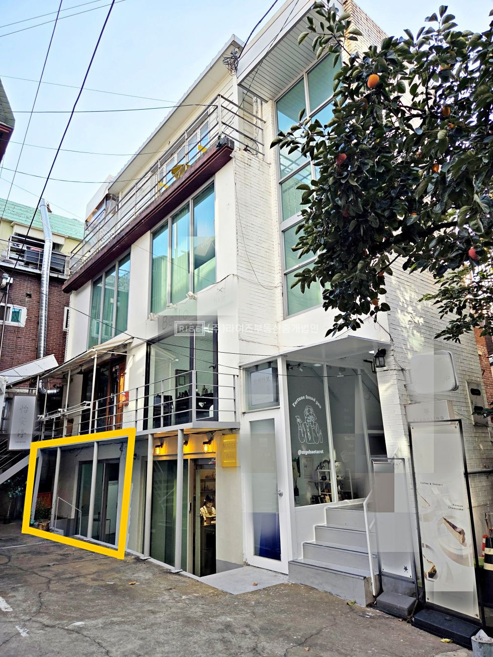 서울 마포구 상수동 RISE 상수역 초역세권 무권리 전면통창 14p 월세 매물번호 11869 사진 2