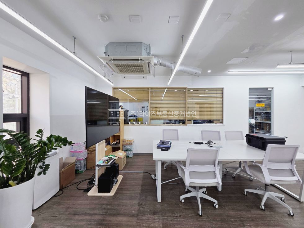 서울 마포구 창전동 RISE 홍대 신촌 무권리 인테리어완비 50p 주차1대 월세 매물번호 12592 사진 5