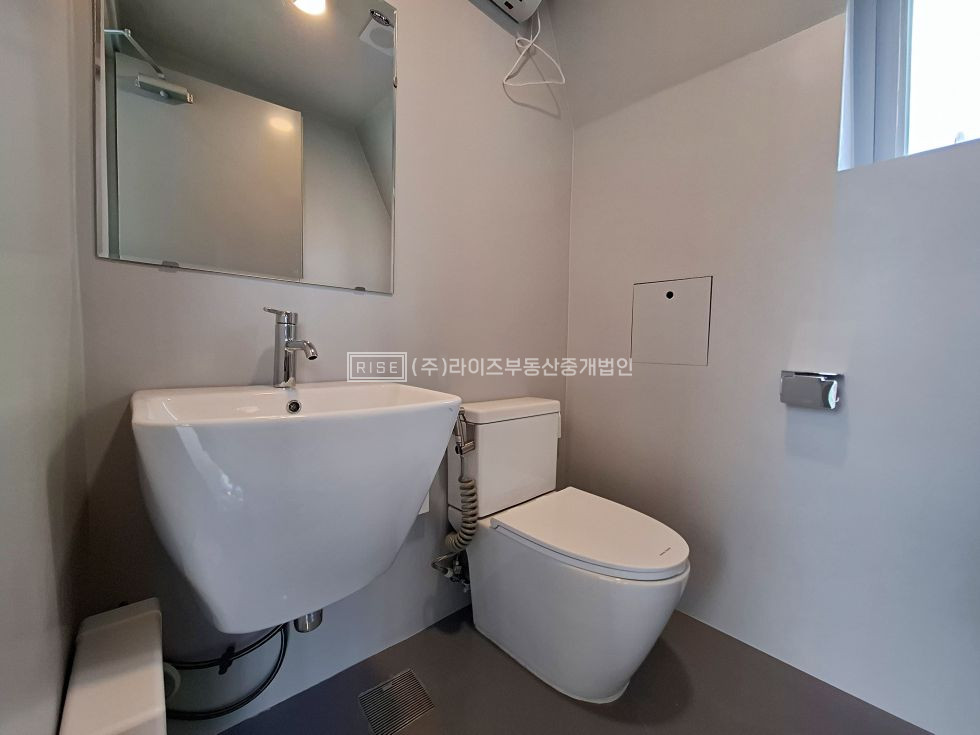 서울 마포구 연남동 RiSE 연남동 미로길내 Y길 메인상권 신축 무권리상가 엘베O 테라스 월세 매물번호 13105 사진 7