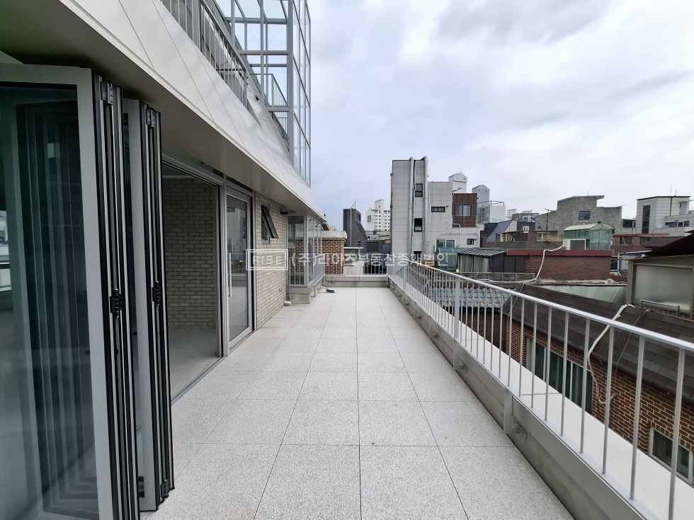 서울 마포구 연남동 RiSE 연남동 미로길내 Y길 메인상권 신축 무권리상가 엘베O 테라스 월세 매물번호 13106 사진 7