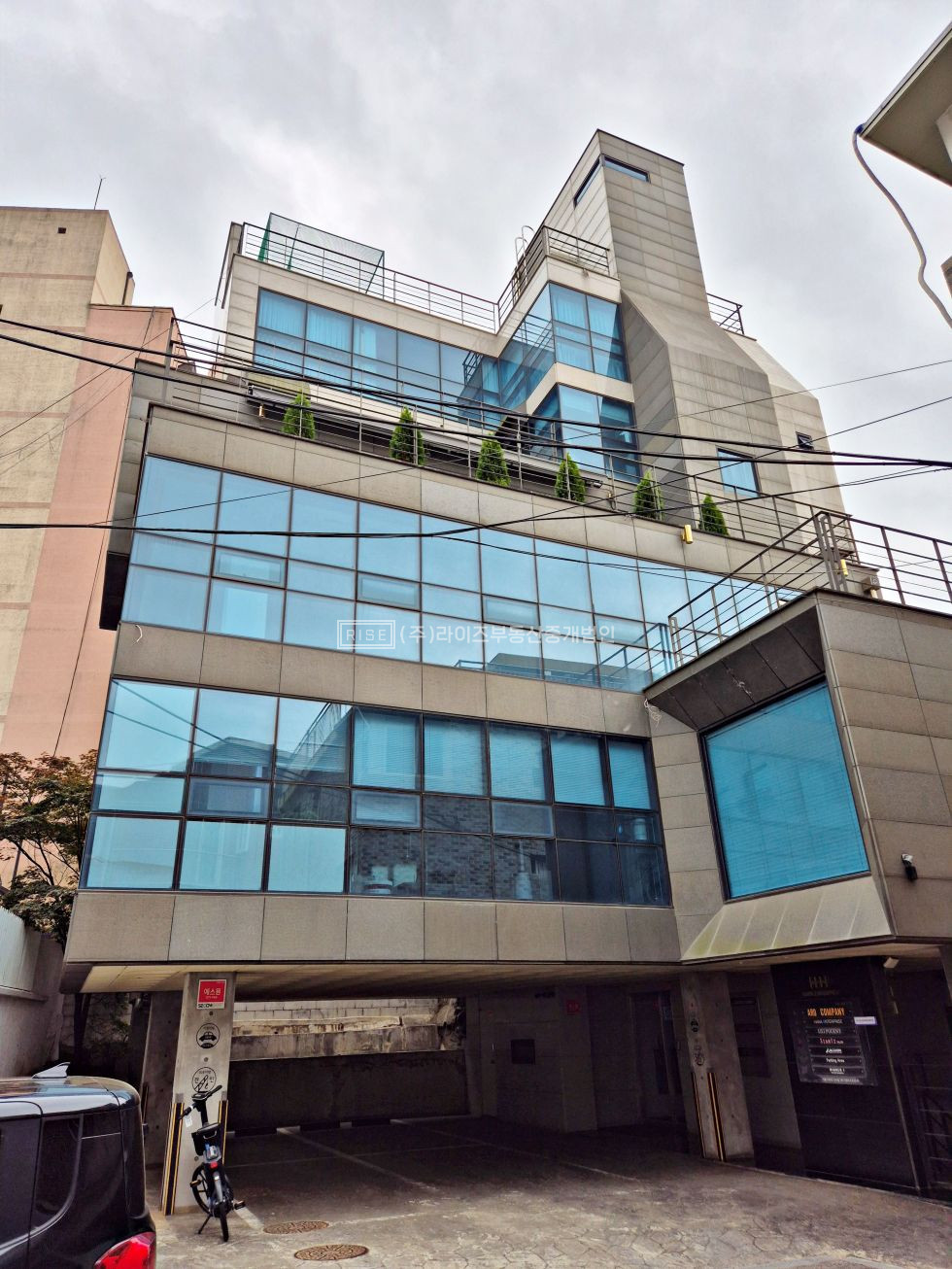 서울 마포구 상수동 RISE 상수 역세권 무권리 주차1대 테라스 통창 월세 매물번호 12577 사진 26