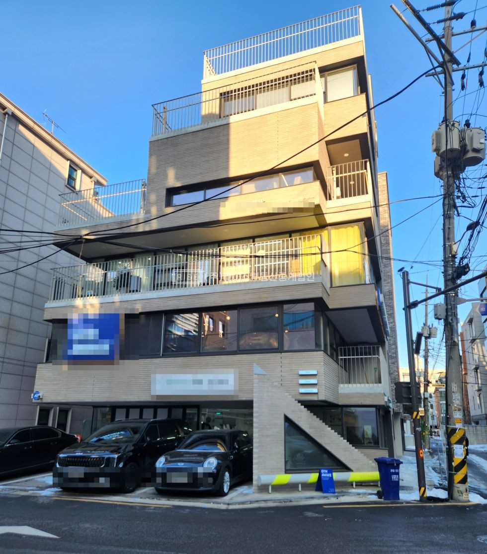 서울 마포구 서교동 RISE 감성 골목, 브랜드 노출 좋은 코너 1층 상가 월세 매물번호 12337 사진 8