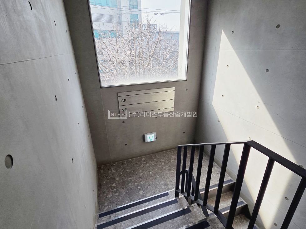 서울 마포구 상수동 RISE 상수역 대로변 역세권 무권리 통임대 사옥 월세 매물번호 12605 사진 12