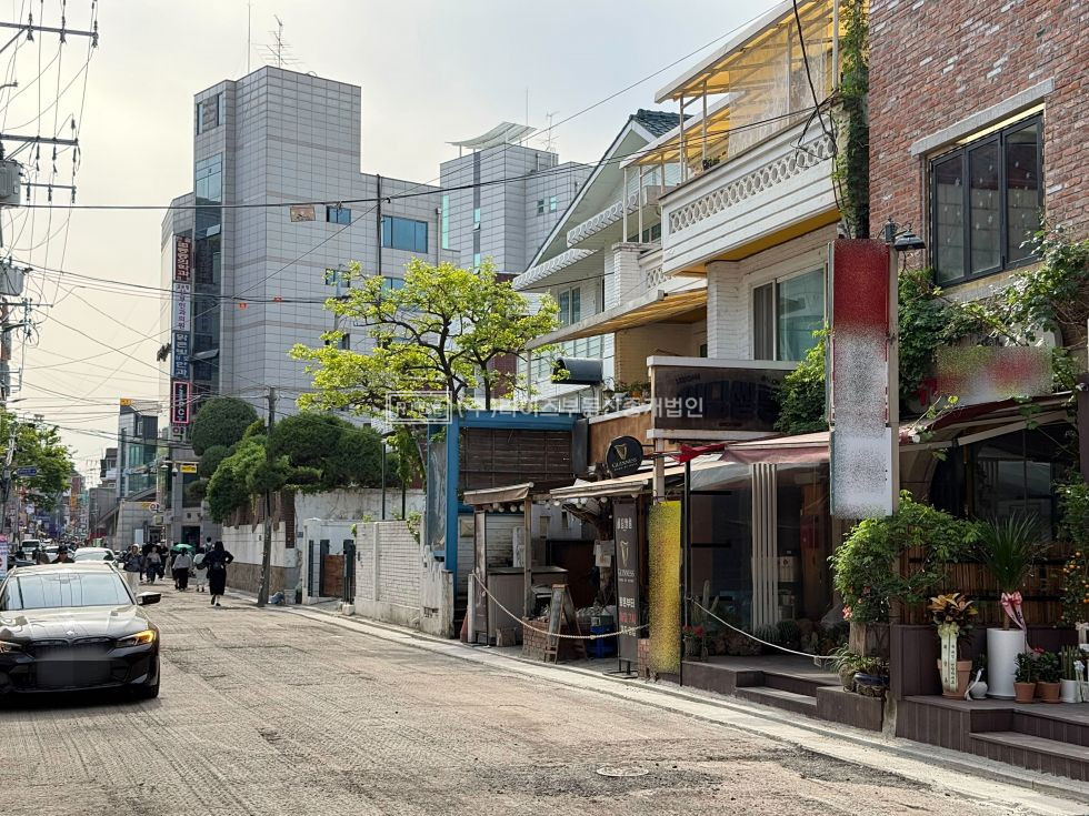 서울 마포구 서교동 RISE 테라스. 감성 파사드. 그리고 노출 콘크리트 월세 매물번호 12853 사진 10
