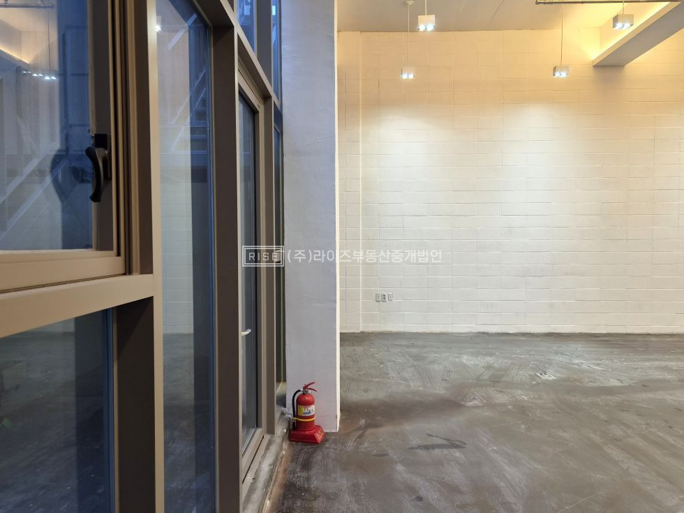 서울 마포구 서교동 RISE 합정역 신축 통임대 주차5대 테라스 사옥추천 월세 매물번호 12321 사진 18
