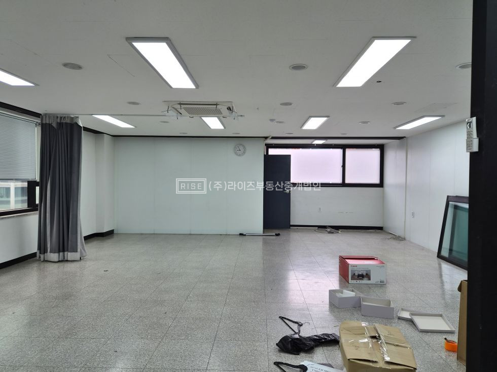 서울 마포구 합정동 RiSE 합정 하늘길, 인테리어 완비 월세 매물번호 10715 사진 2