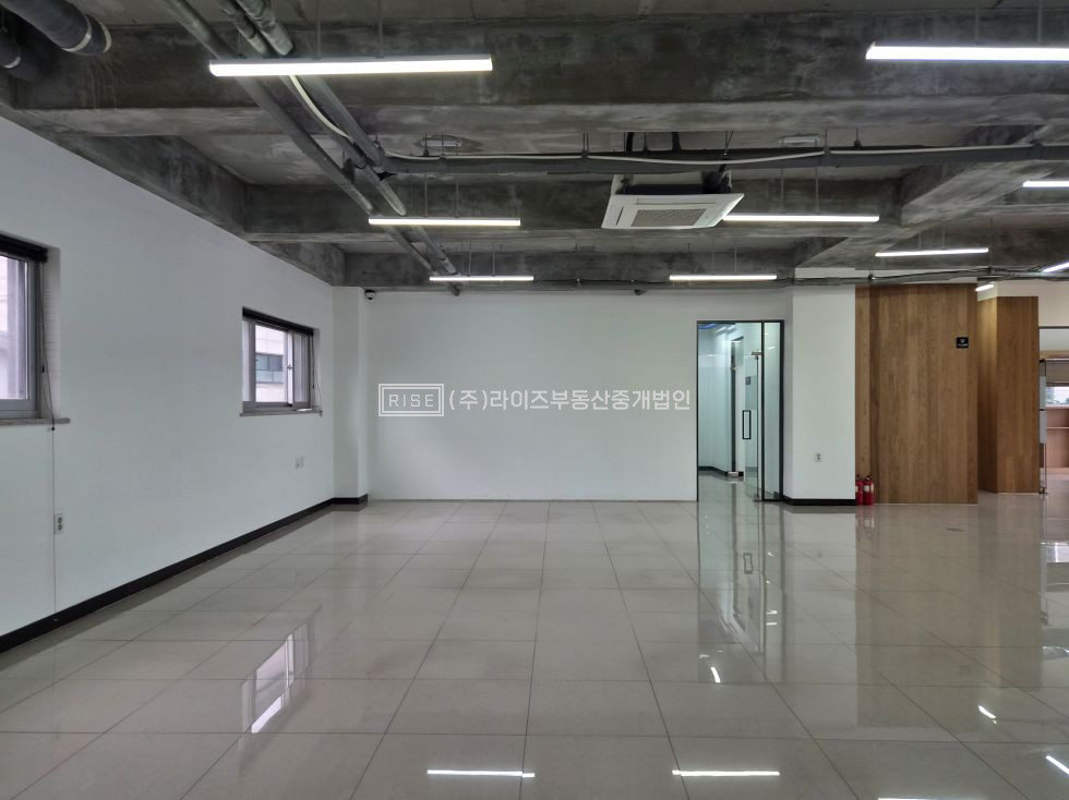 서울 마포구 성산동 RISE 대로변 노출, 인테리어 완비 대형 오피스 월세 매물번호 12622 사진 6