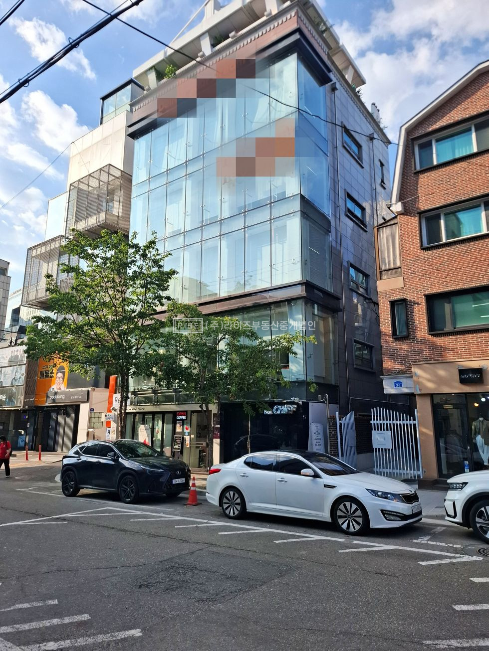 서울 마포구 서교동 RiSE 홍대역4분 애니굿즈거리 전용넓은 초가성비상가 월세 매물번호 13189 사진 1