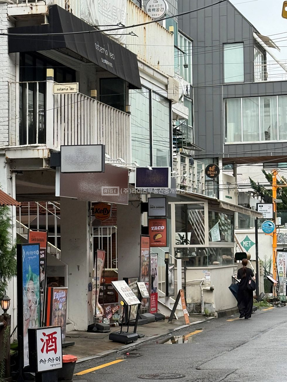서울 마포구 서교동 RiSE 합정 메인 입지. 우드 라탄 조합의 감성 공간. 월세 매물번호 13458 사진 1