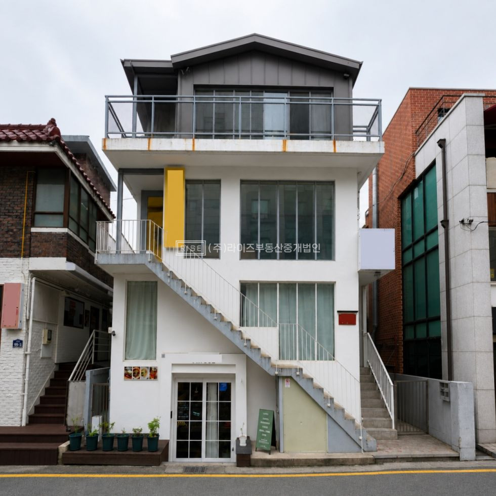 서울 마포구 서교동 RiSE 권리금 X, 전면 통창 테라스O, 레드로드 인근 아늑한 공간 월세 매물번호 13421 사진 1